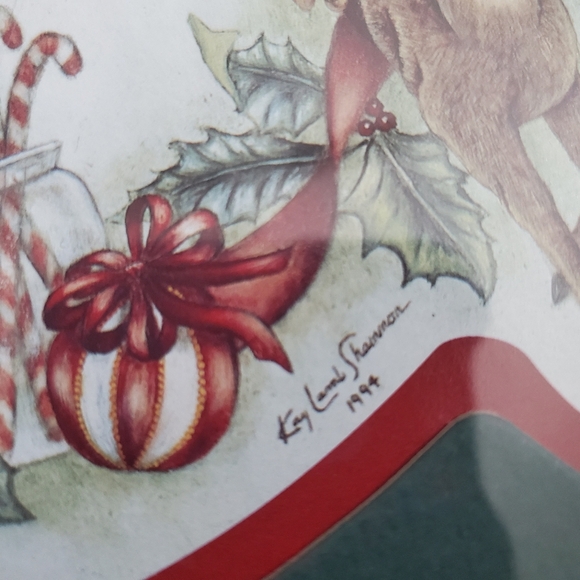 Vintage Kay Lamb Shannon‎ 1994 Merry Christmas round framed wall decor art - Picture 2 of 5